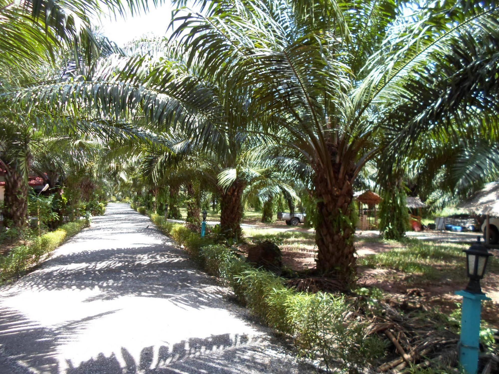 Bantatuk Resort & Restaurant Ban Tha Khun Exterior photo